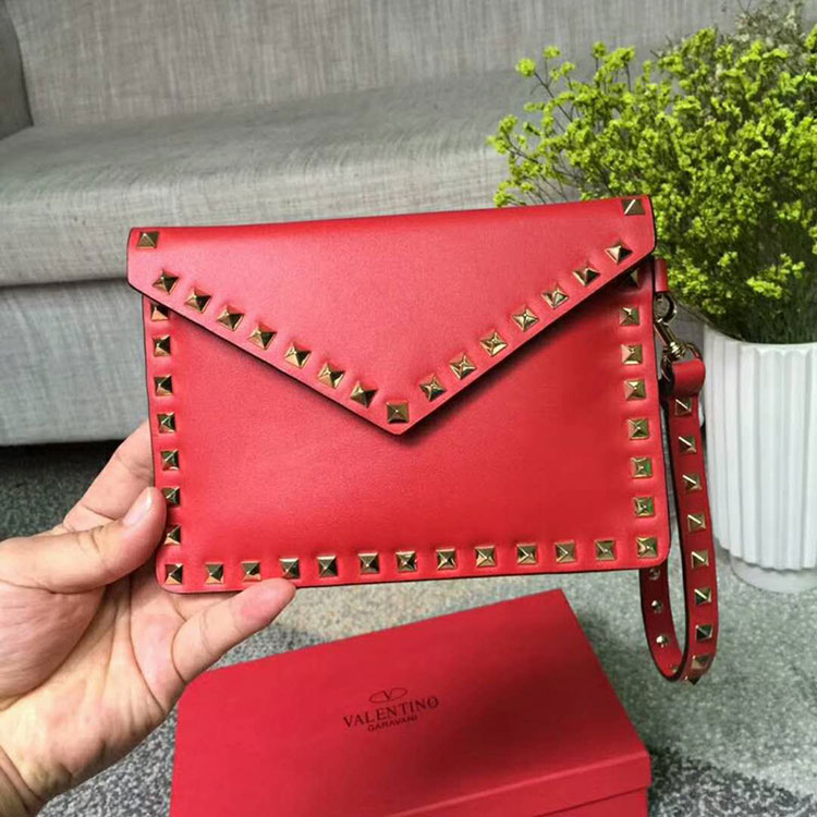 2018 Valentino ROCKSTUD SHOULDER BAG