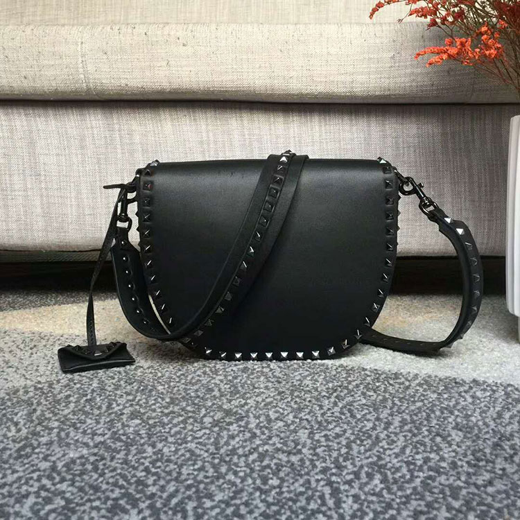 2018 Valentino ROCKSTUD SHOULDER BAG