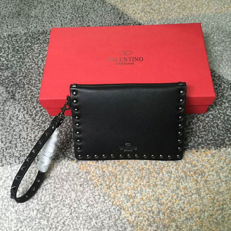 2018 Valentino ROCKSTUD SHOULDER BAG