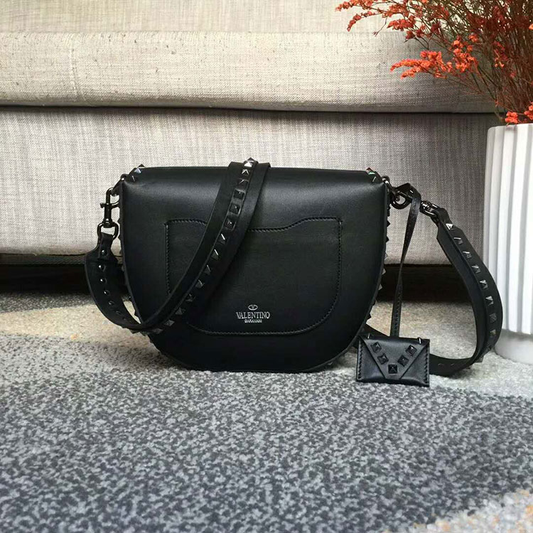 2018 Valentino ROCKSTUD SHOULDER BAG