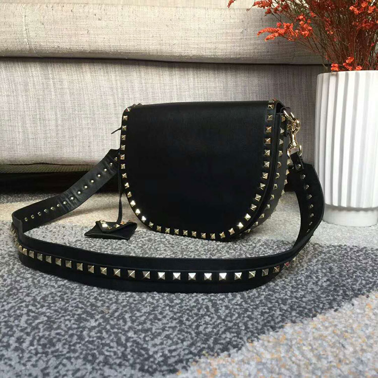 2018 Valentino ROCKSTUD SHOULDER BAG