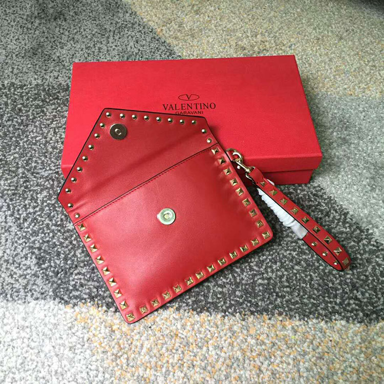 2018 Valentino ROCKSTUD SHOULDER BAG