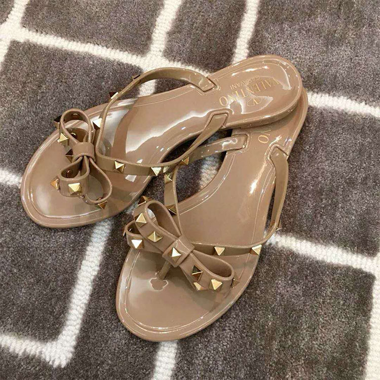 2018 Valentino women Flip-flops shoes