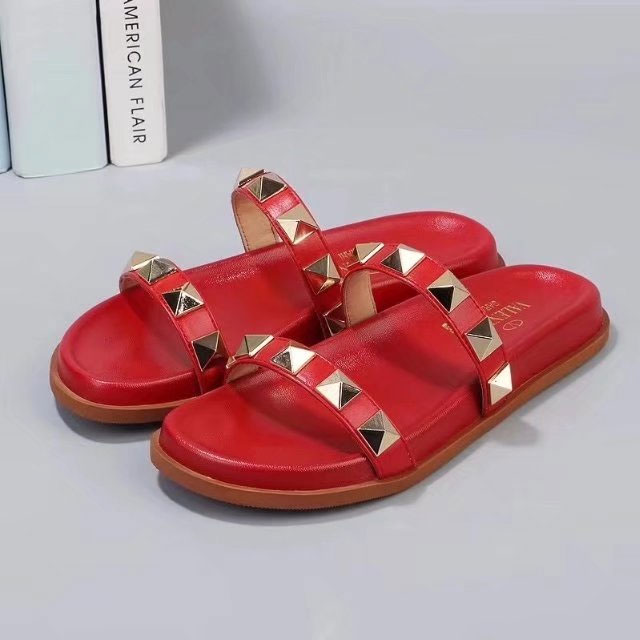 2018 Valentino women Slippers