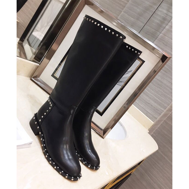 2018 Valentino women boots in Calfskin with rivet