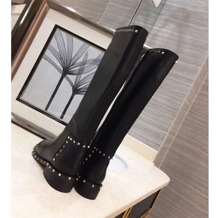 2018 Valentino women boots in Calfskin with rivet