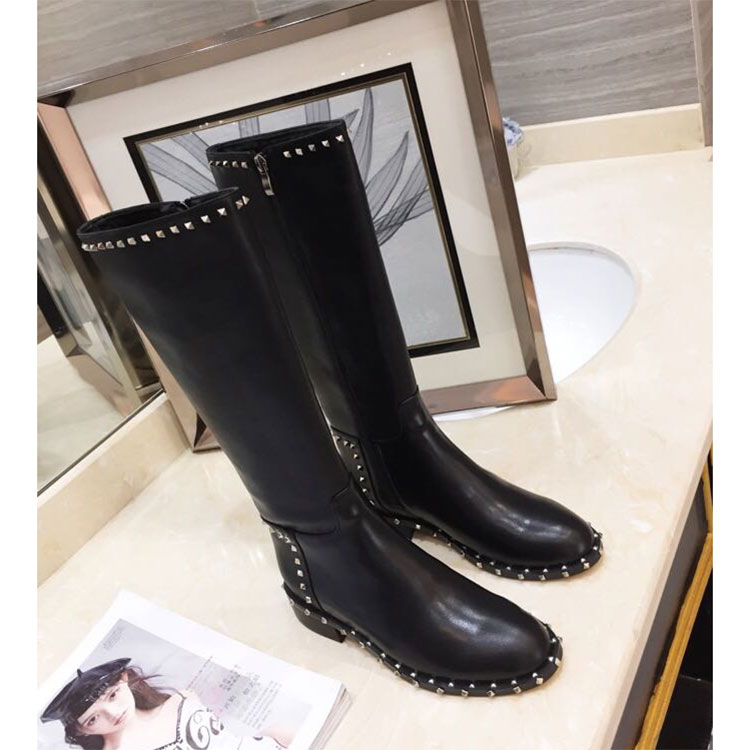 2018 Valentino women boots in Calfskin with rivet