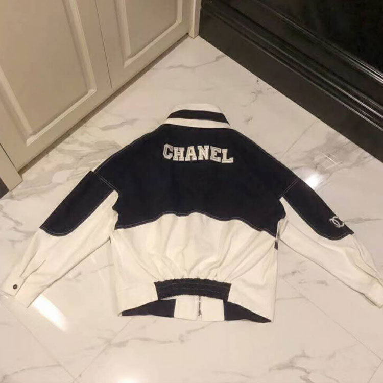 2018 Vintage chanel sport