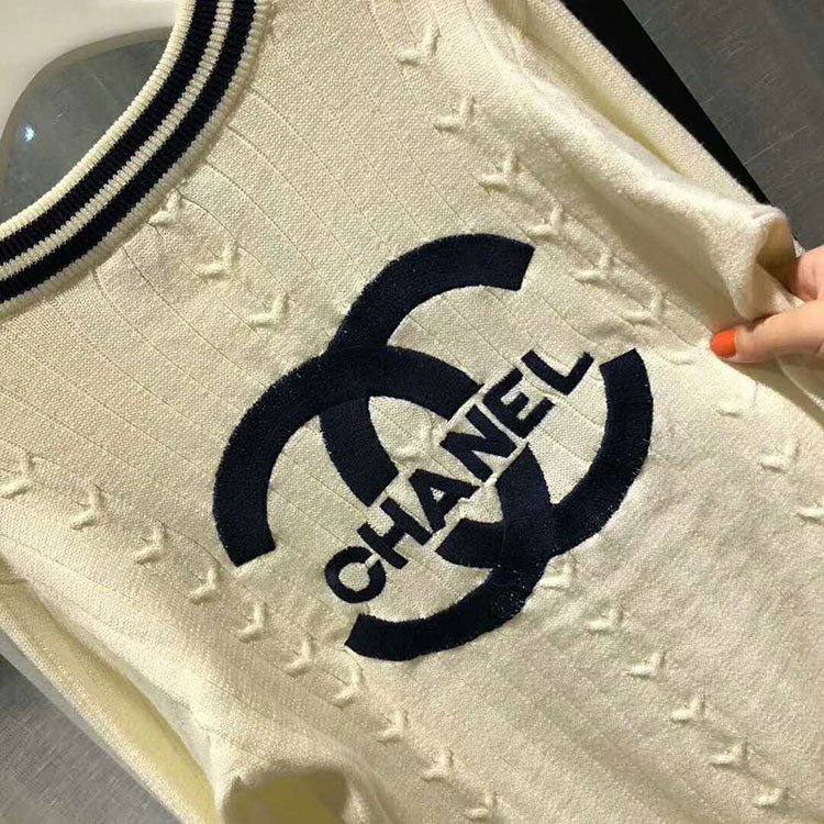 2018 chanel Cardigan