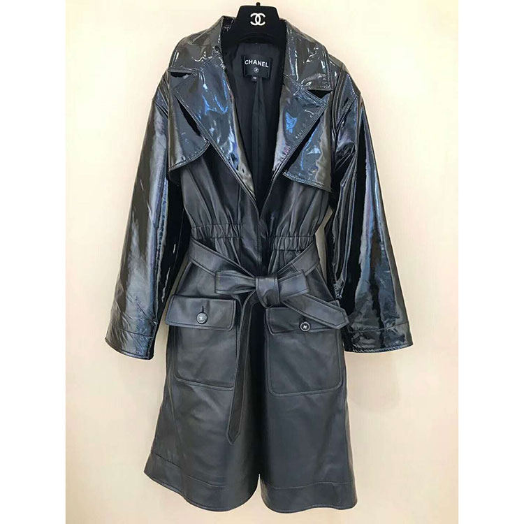 2018 chanel Leather clothing