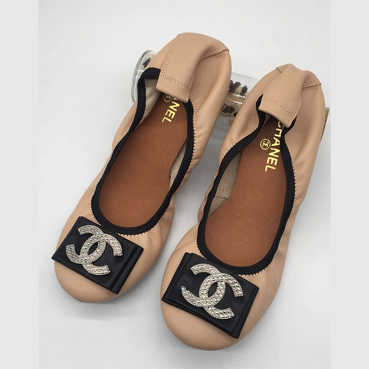 2018 chanle women Dancing shoes in Calfskin