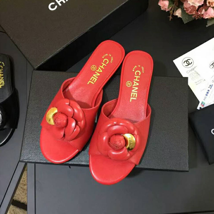 2018 chanle women Flat shoes in Lambskin