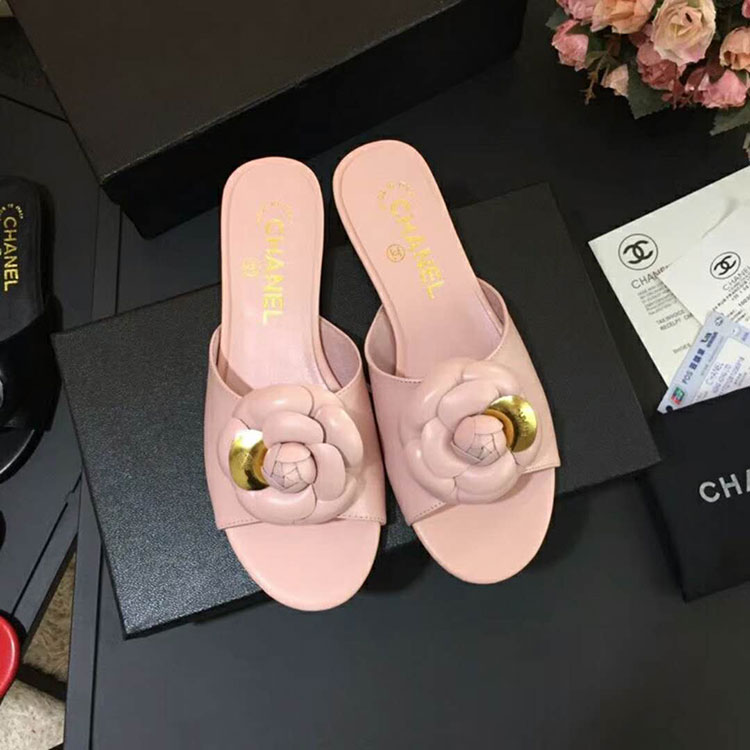 2018 chanle women Flat shoes in Lambskin