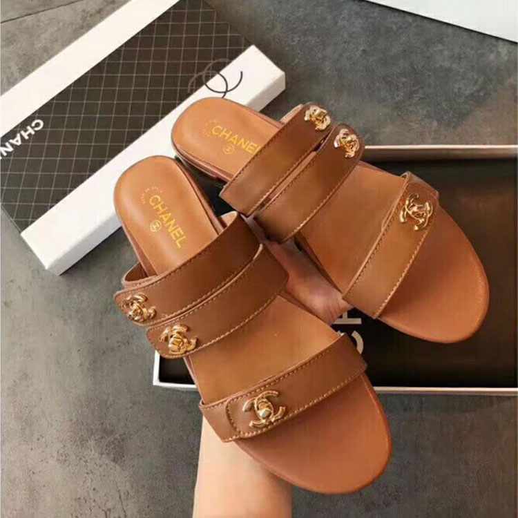 2018 chanle women Sandal in Calfskin