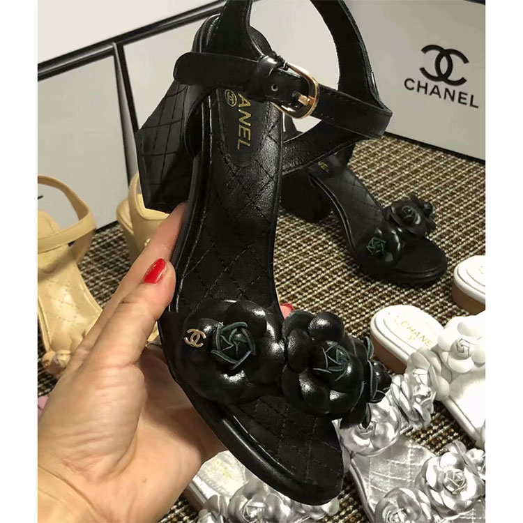 2018 chanle women Sandal in Calfskin