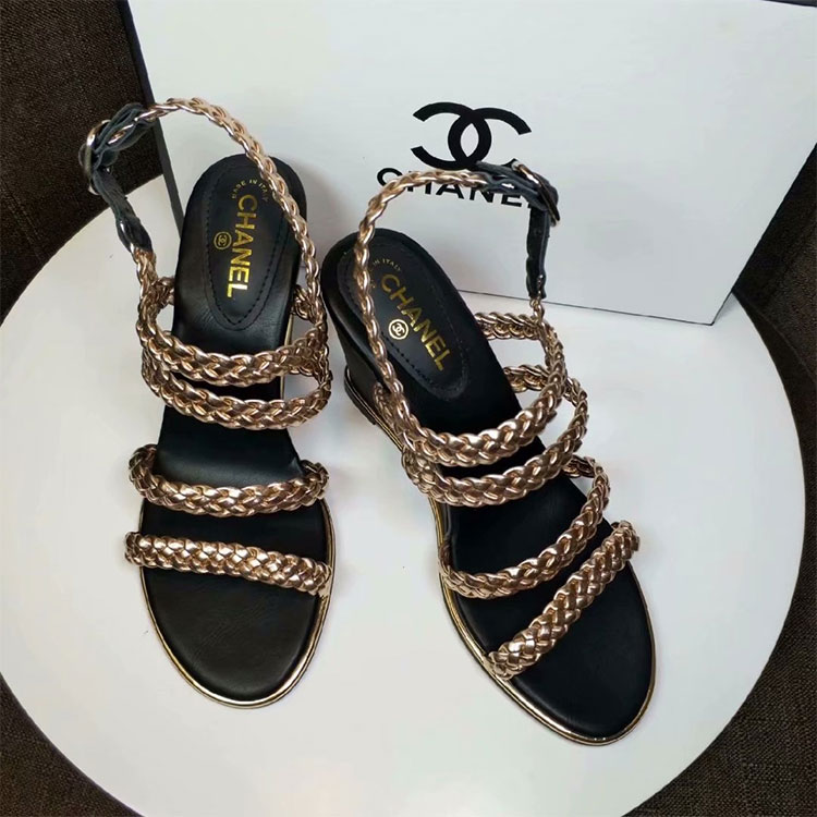 2018 chanle women Sandal in Calfskin