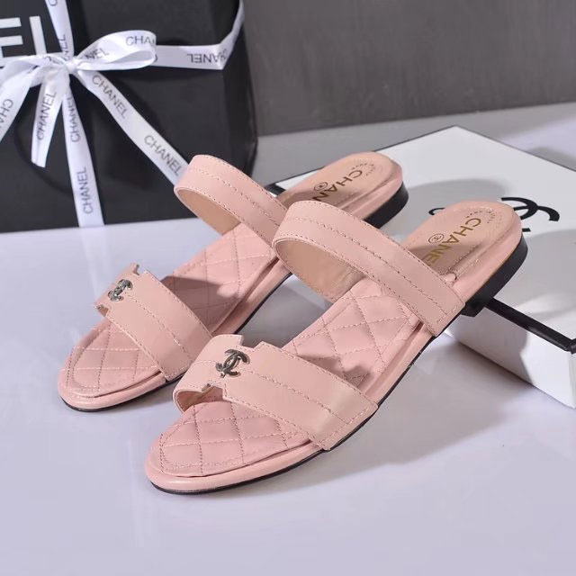 2018 chanle women Sandal in Calfskin