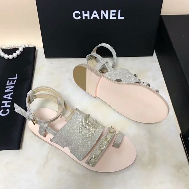 2018 chanle women Sandal in Calfskin