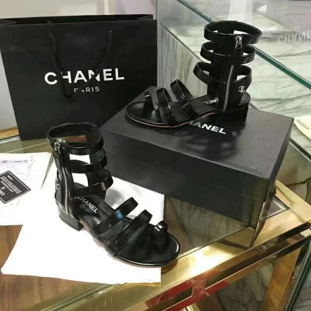 2018 chanle women Sandal in Calfskin leather