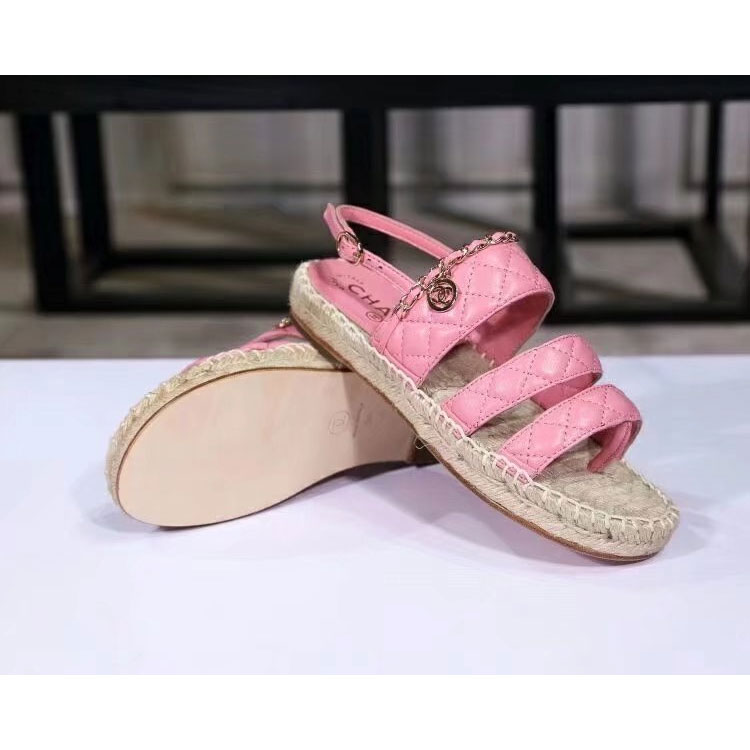 2018 chanle women Sandal in Lambskin