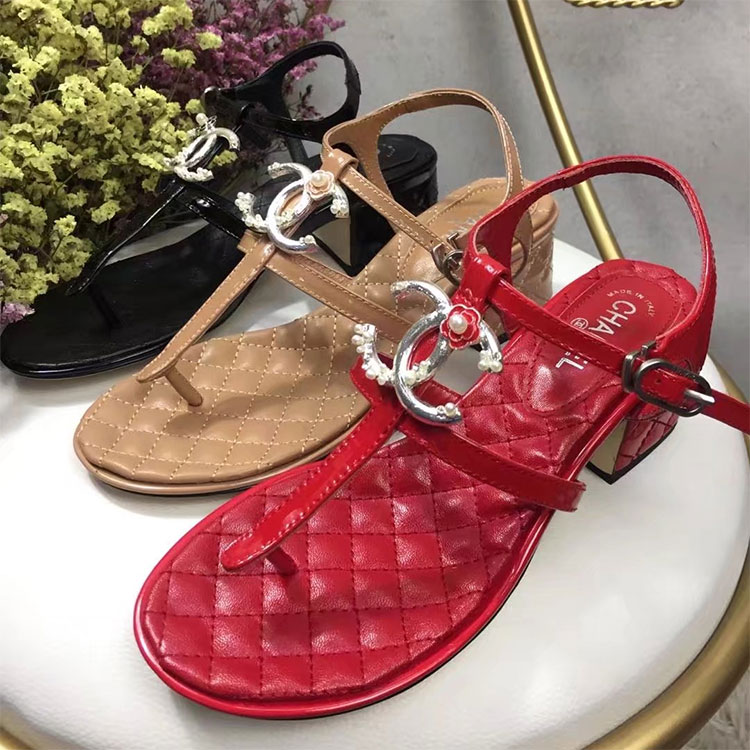 2018 chanle women Sandal in Patent leather