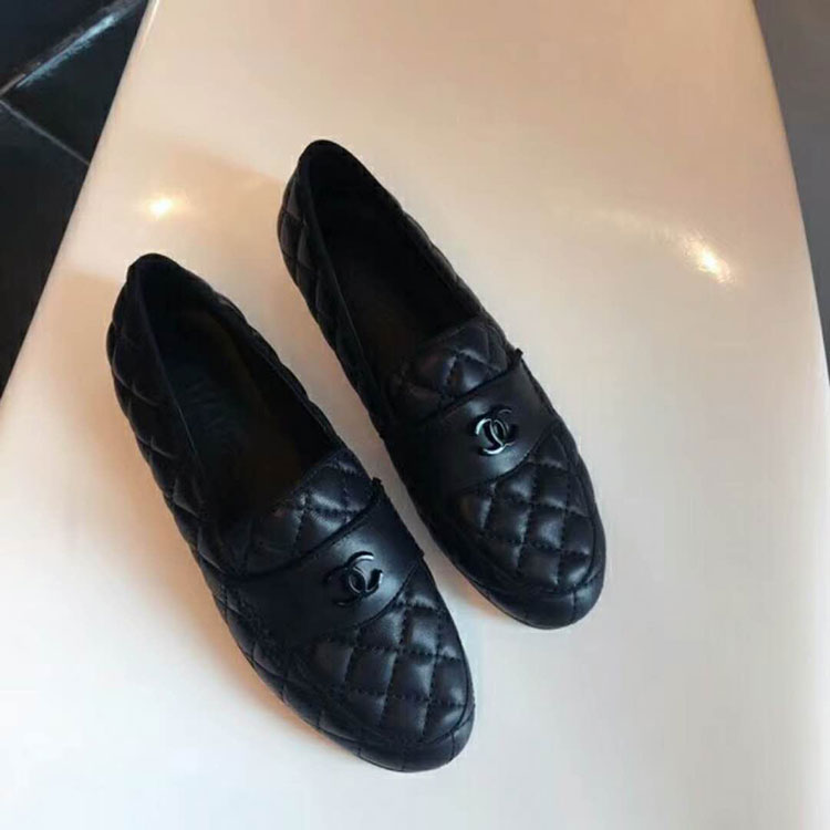 2018 chanle women shoes in Lambskin