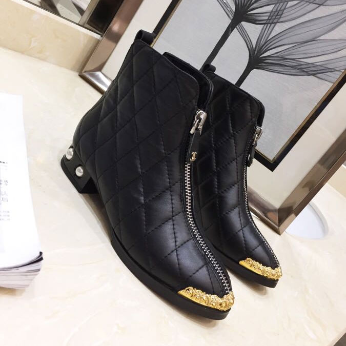 2018 chanle women boots in Lambskin Heel Height 4cm