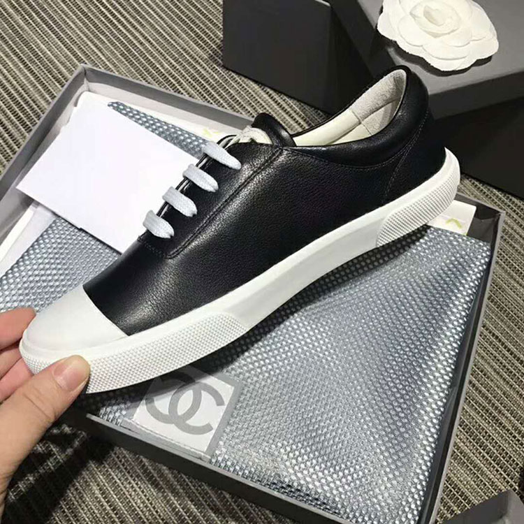 2018 chanle women shoes in Calfskin inside Lambskin