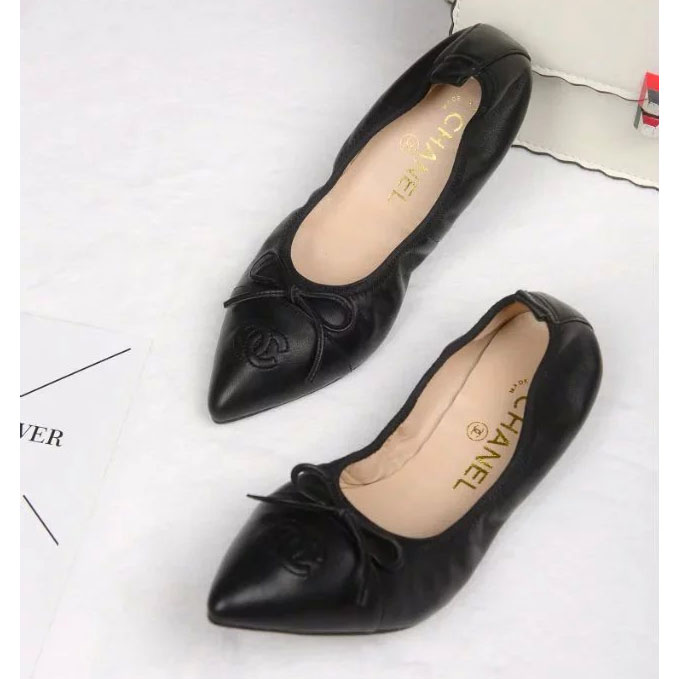 2018 chanle women shoes in Lambskin