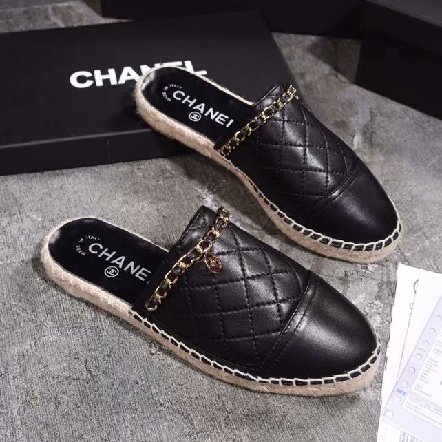 2018 chanle women shoes in Lambskin