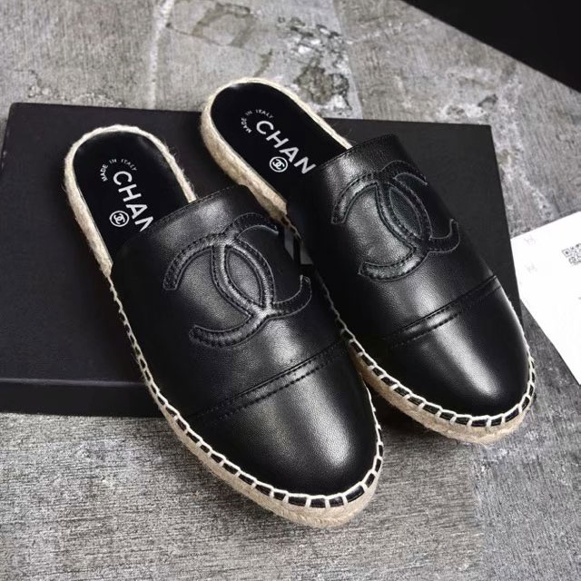 2018 chanle women shoes in Lambskin