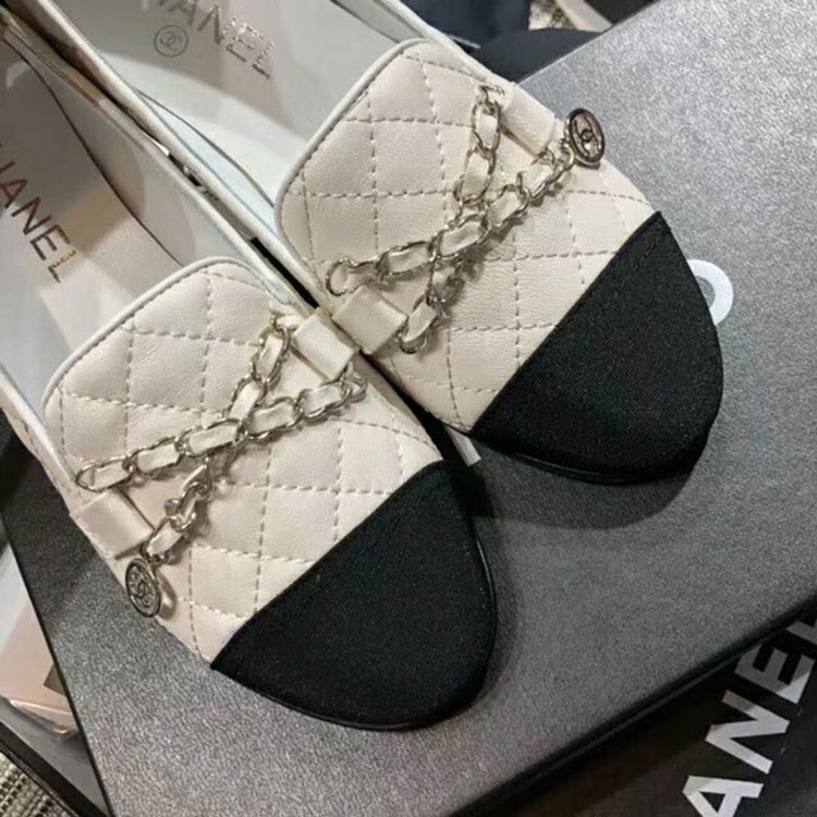 2018 chanle women shoes in Lambskin