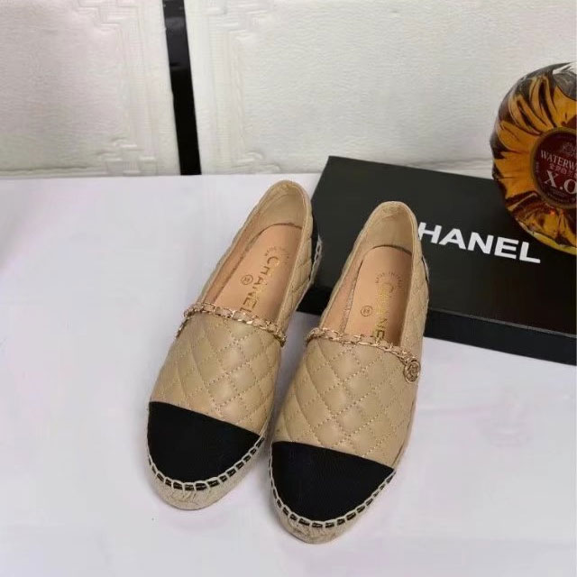 2018 chanle women shoes in Lambskin leather