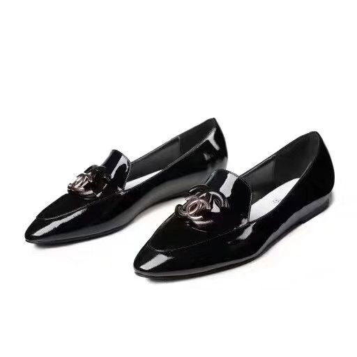 2018 chanle women shoes in Patent leather