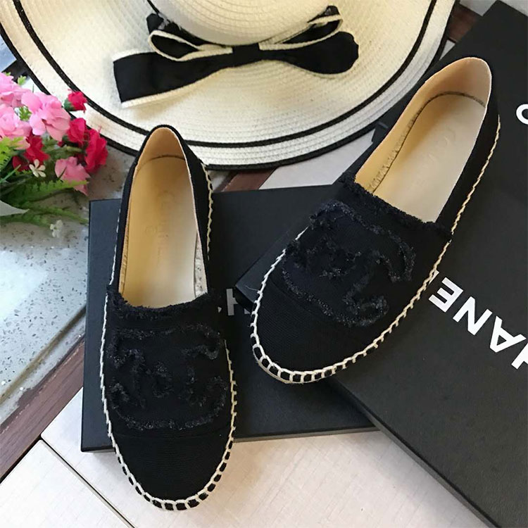 2018 chanle women shoes in denim