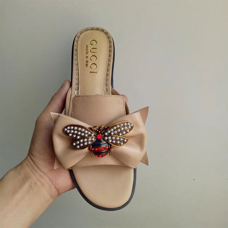 2018 gucci women Slippers in Calfskin