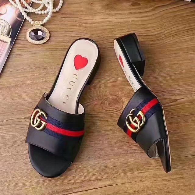 2018 gucci women Slippers in Calfskin leather