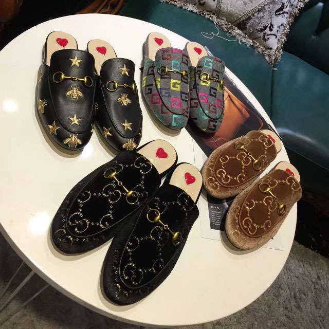 2018 gucci women Slippers in leather