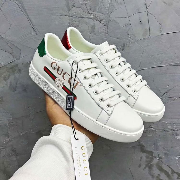 2018 gucci women Sneaker in Calfskin