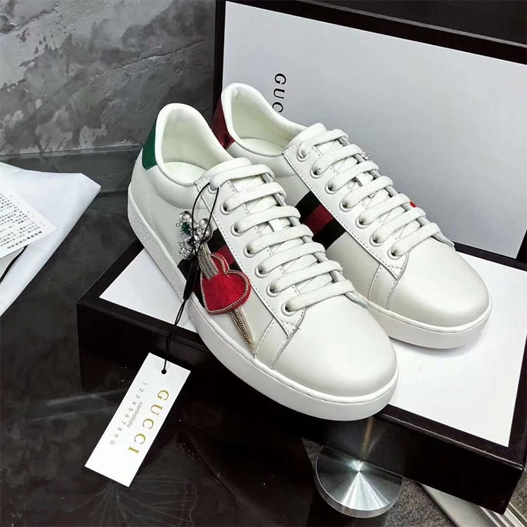 2018 gucci women Sneaker in Calfskin