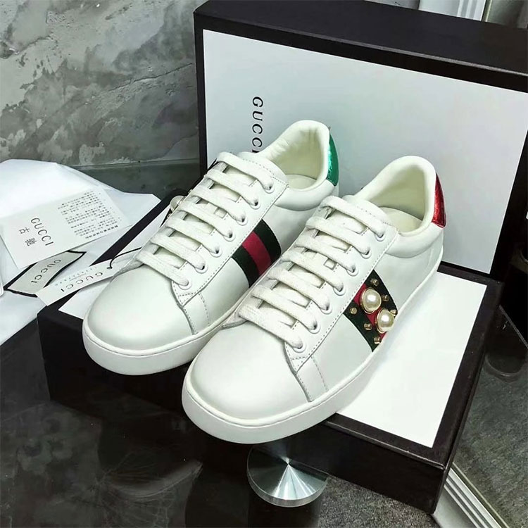 2018 gucci women Sneaker in Calfskin