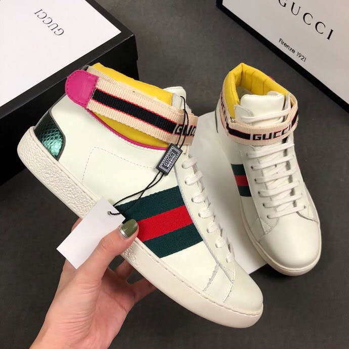 2018 gucci women boots in Calfskin