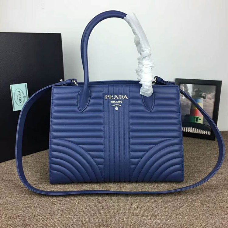 2018 prada leather handbag