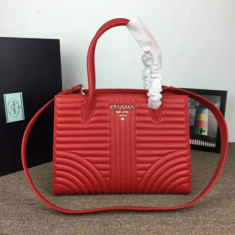 2018 prada leather handbag