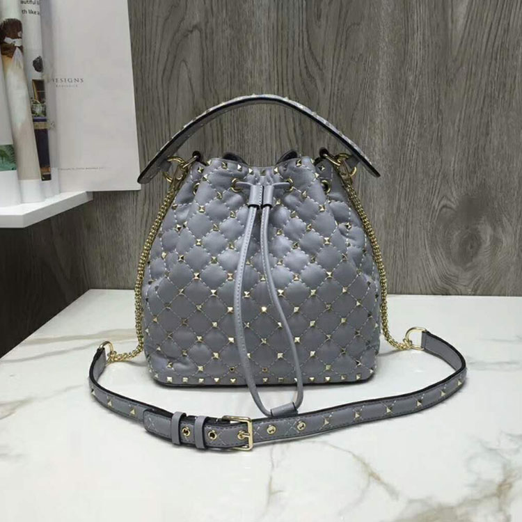 2018 valentino Rockstud Spike Bucket Bag