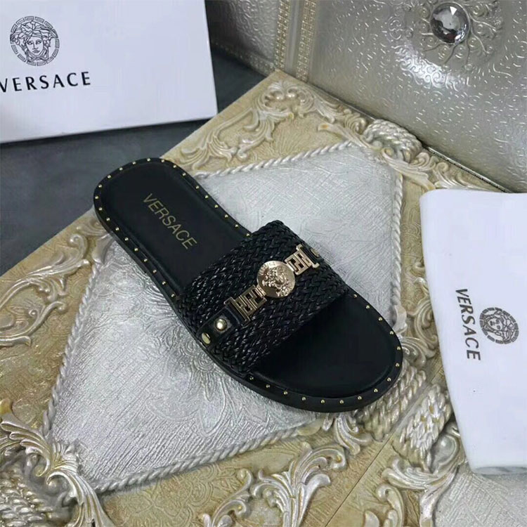 2018 versace men Slippers in Calfskin leather