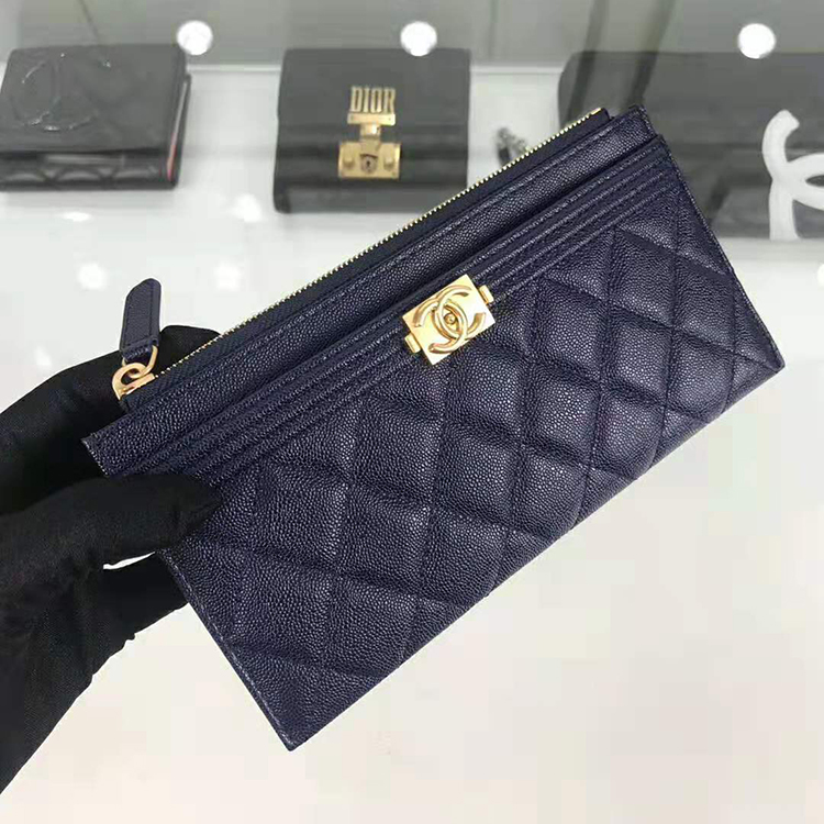 2019 BOY CHANEL Pouch