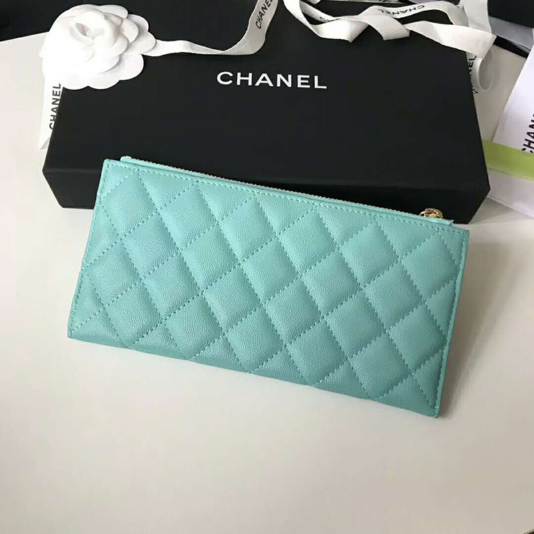 2019 BOY CHANEL Pouch