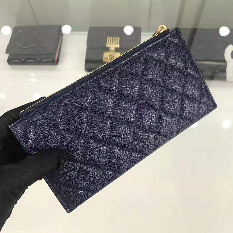 2019 BOY CHANEL Pouch