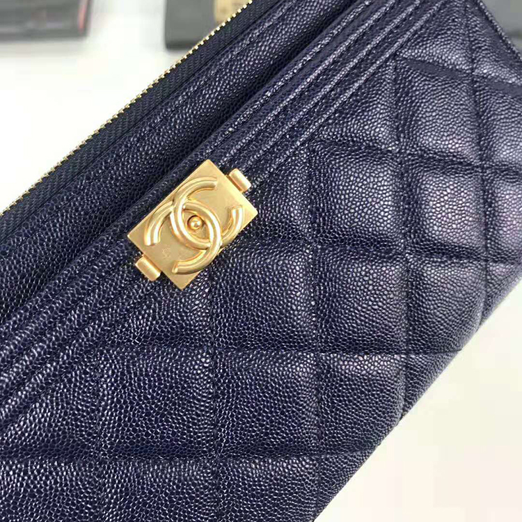 2019 BOY CHANEL Pouch